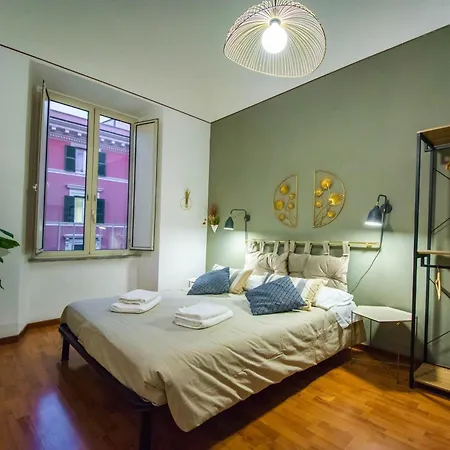 Apartment Tibullo House *