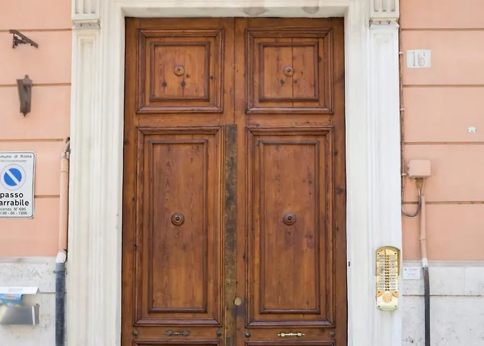 아파트 Tibullo House